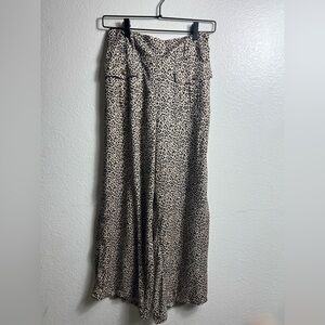 American Eagle Cheetah Print Wide-Leg Pants
Size M Beige/Black